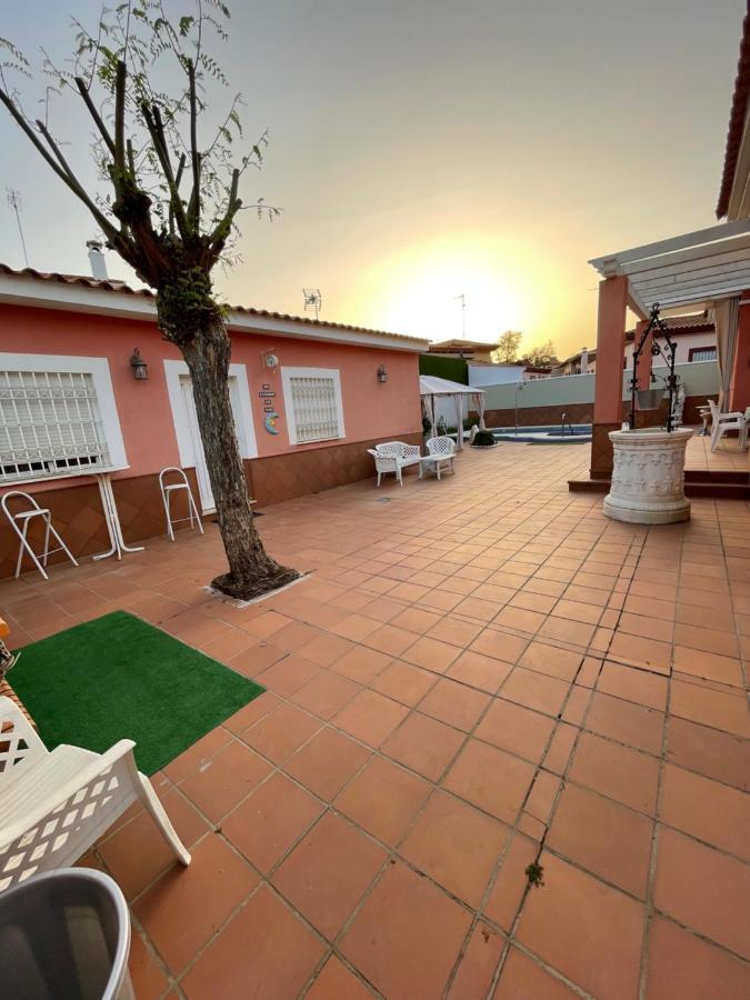 Villa Triana セビリア エクステリア 写真